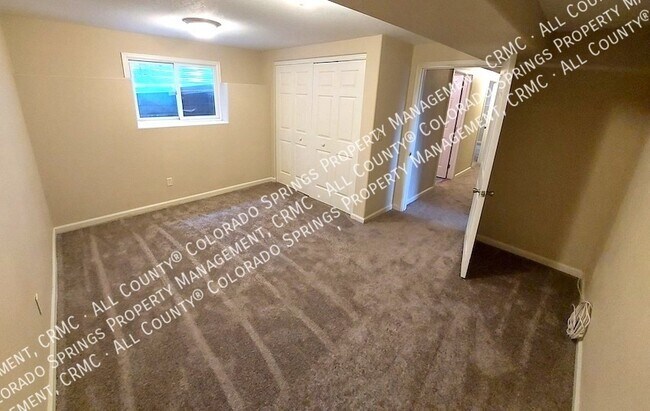 Foto del edificio - 160 Middle Glenway St