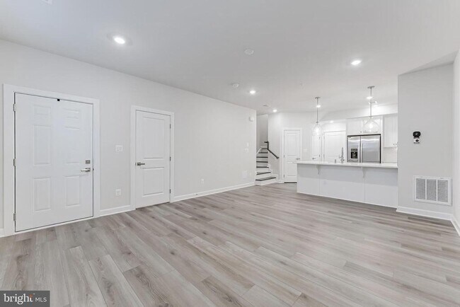 Foto del edificio - 21815 Express Ter