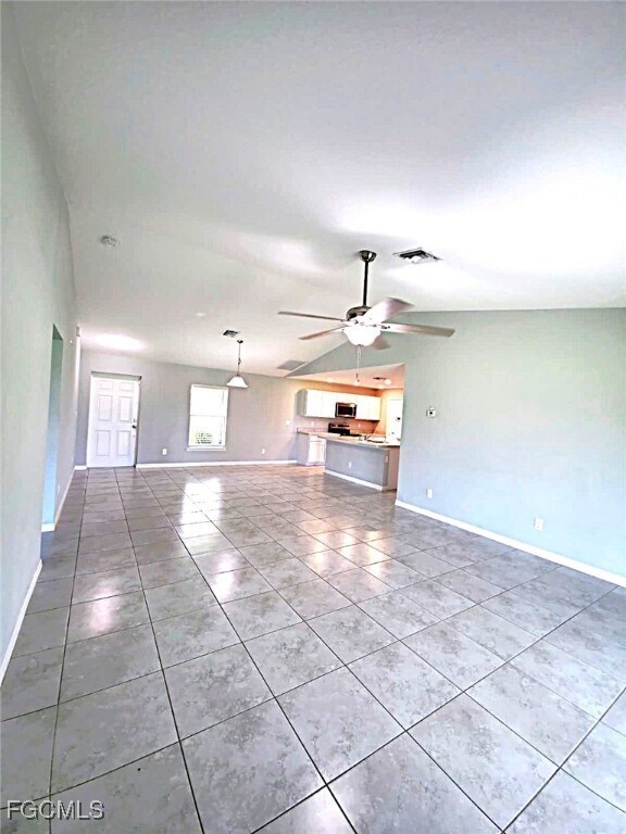 Foto del edificio - 319 NW 21st St