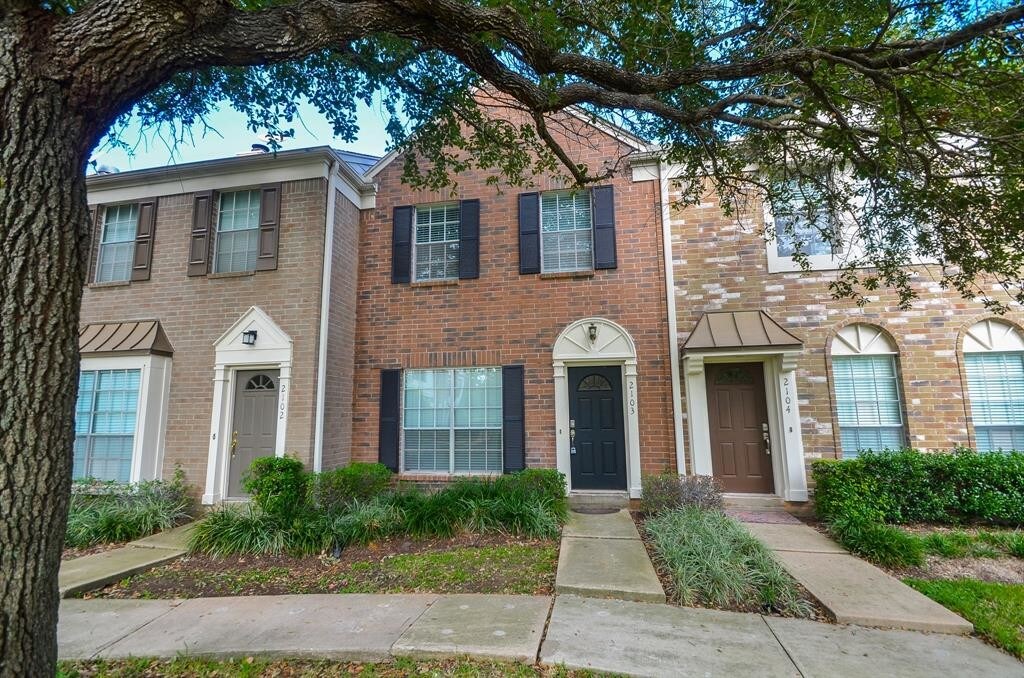 2930 Grants Lake Blvd Unit 2103, Sugar Land, TX 77479 Condo for Rent