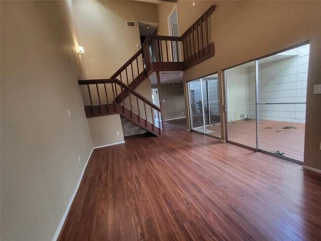 Building Photo - 7140 S Dairy Ashford Rd