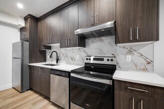 Building Photo - 9337 87 Ave NW