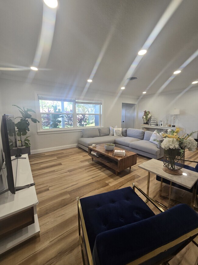 Foto del edificio - 6619 29th St S