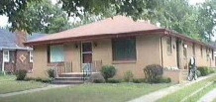 Building Photo - 2211 Grant Ave
