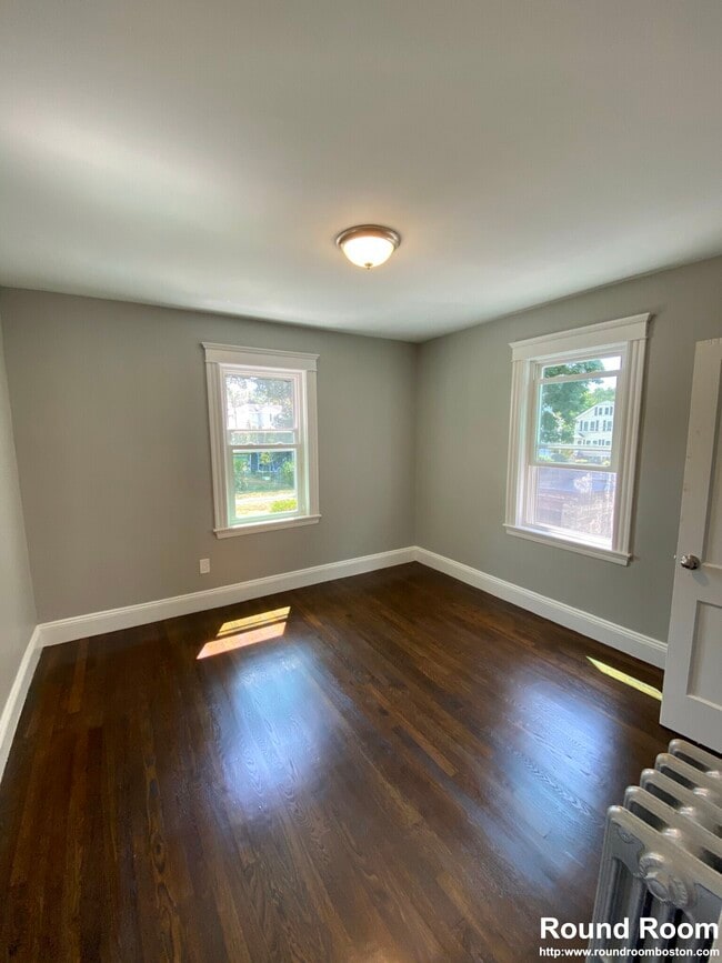 Building Photo - 50 Spring St