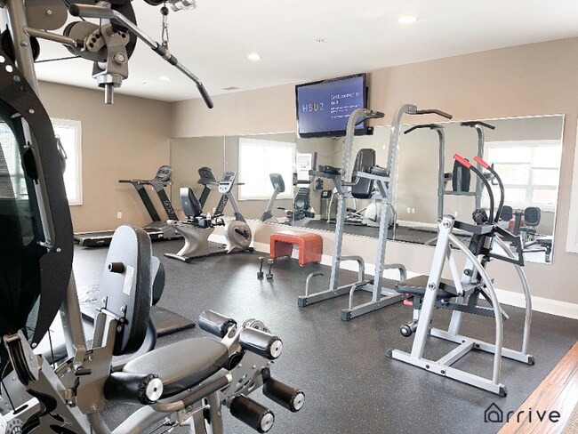 Building Photo - 205 Easton Ave