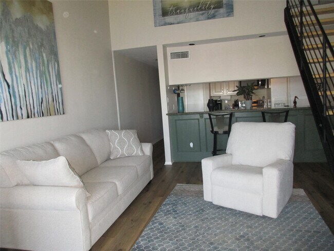 Foto del edificio - 12600 Melville Dr