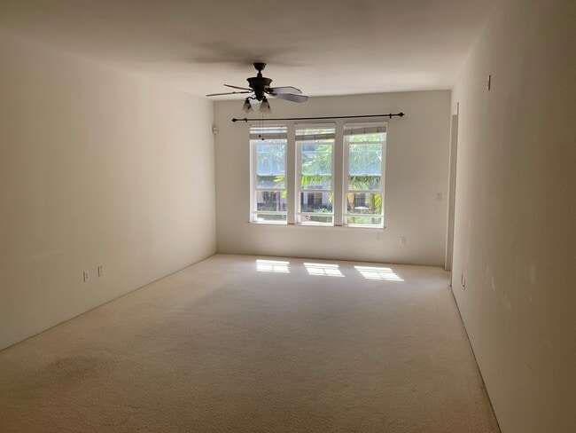 Building Photo - 520 Lunalilo Home Rd