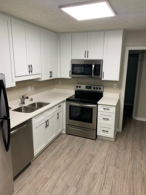 Building Photo - Waterford Place Apartments