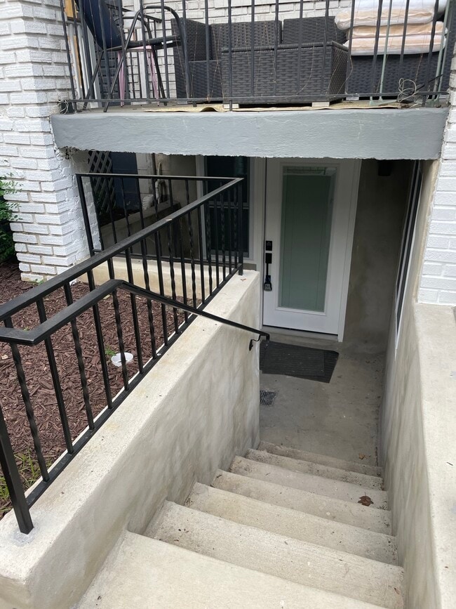Entry stairs to the apartment. - 1110 4th St NE