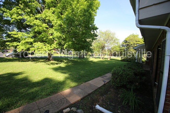 Building Photo - 3508 River Bluff Rd