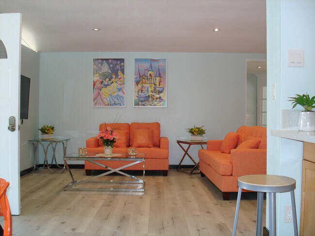 Foto del edificio - 9842 Dewey Dr