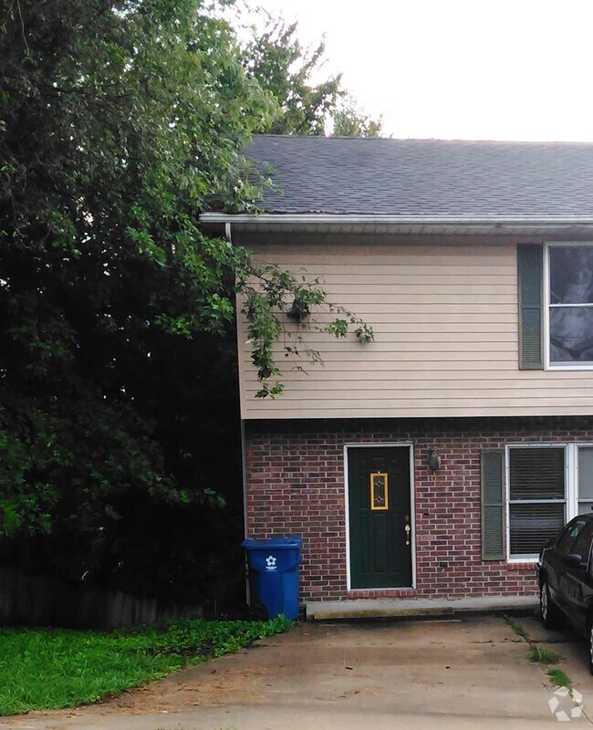 Apartments For Rent in Freeburg, MO with Washer & Dryer 5 Rentals