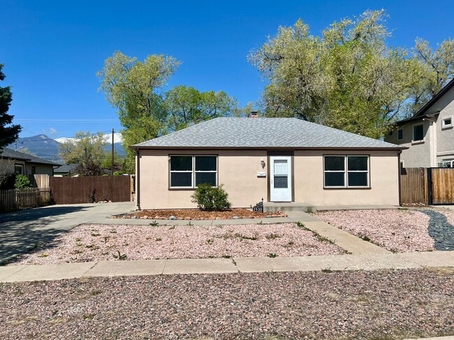 Building Photo - 2530 N Wahsatch Ave