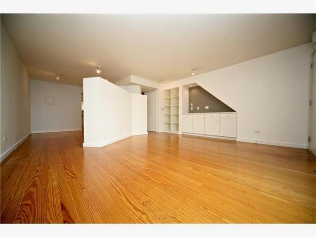 Foto del edificio - 4343 Travis St