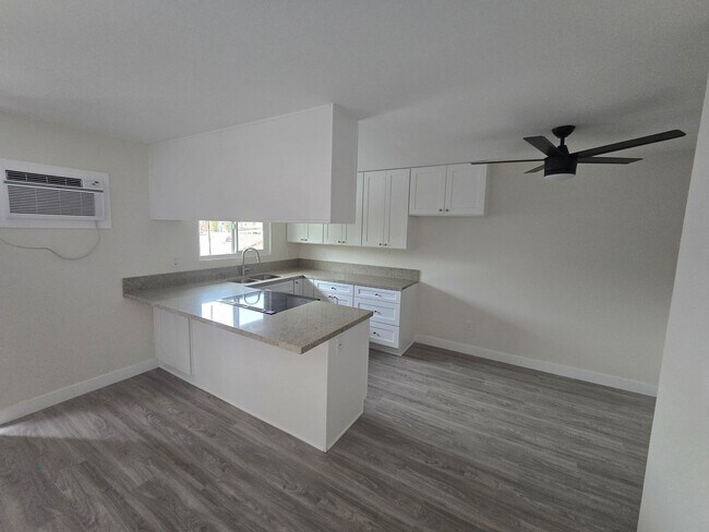 Building Photo - LEMON6051