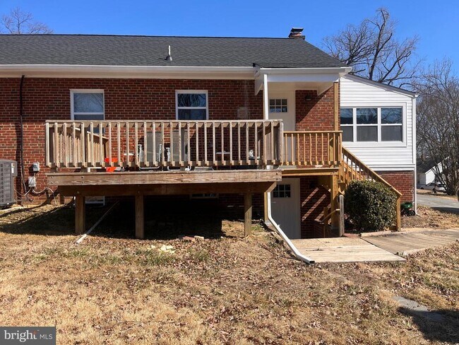 Building Photo - 4803 Osage St