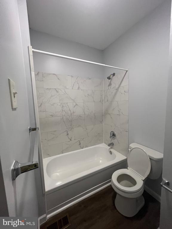 Foto del edificio - 705 W White Horse Pike