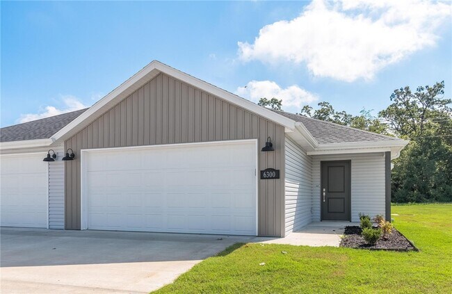 Foto del edificio - 6300 NW Kathleen St