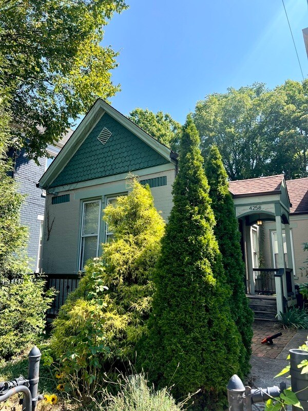 Primary Photo - 4258 Williamson Pl