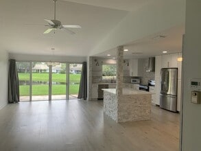 Building Photo - 2791 SW Westlake Cir