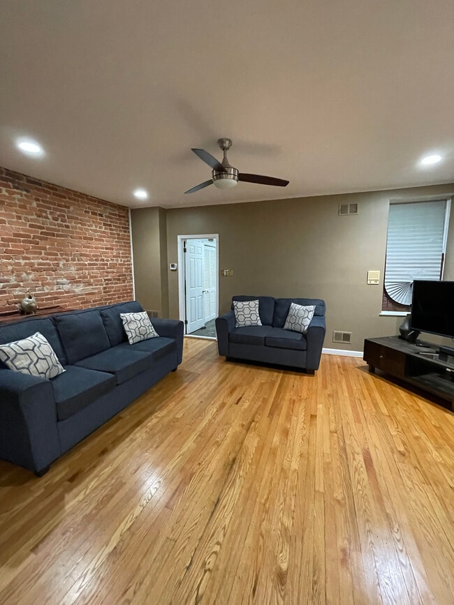 Living Room - 1914 5th St NW