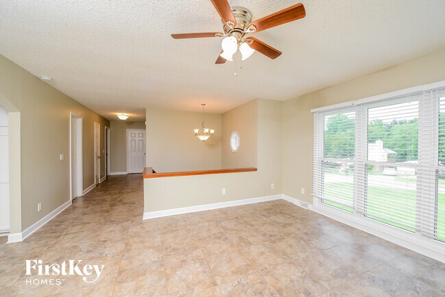 Foto del edificio - 6020 Stone Bluff Dr