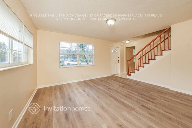 Foto del edificio - 5674 Parke Ave