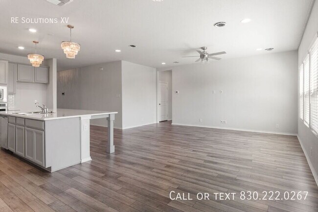 Building Photo - 6702 Shiraz Wy