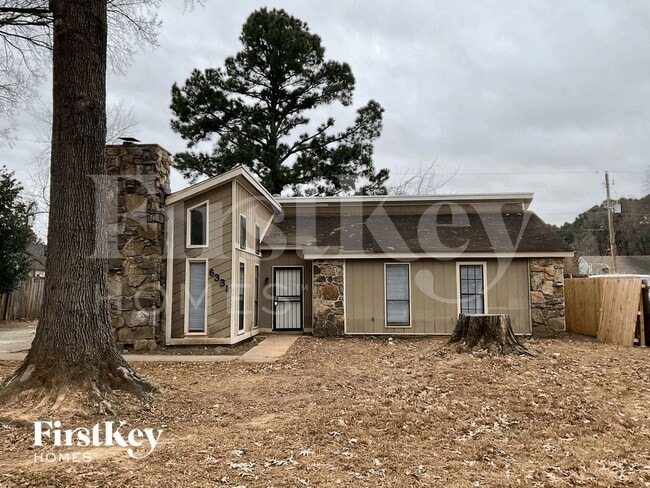 Building Photo - 6331 Golden Park Dr