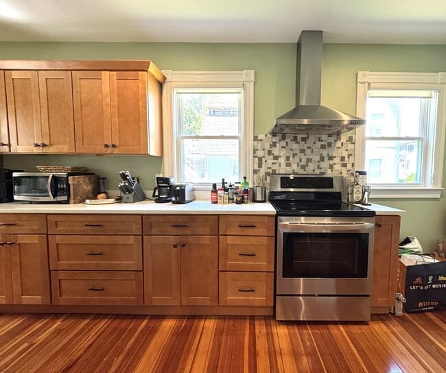 Foto del edificio - 23-25-25 Fuller St