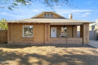 Building Photo - 1950 W Palm Ln
