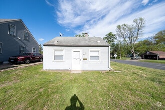 Building Photo - 8247 Wentworth Ave S
