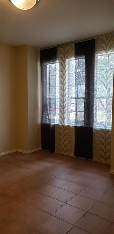 Foto del edificio - 16006 Wilmington Park Ln