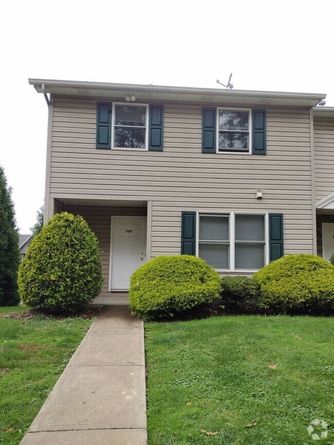 Casas de renta en Burgly Bergman Lower Burrell, PA