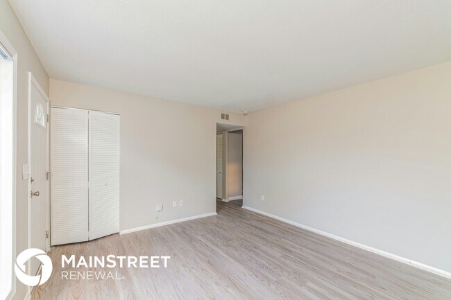 Foto del edificio - 7512 Greenwood Rd