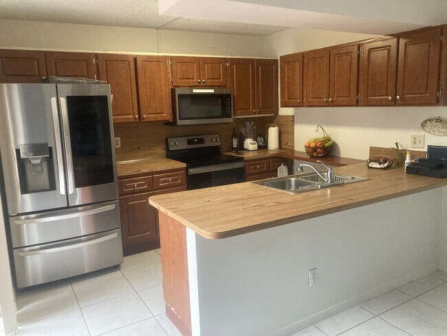 Foto del edificio - 775 SW 120th Way