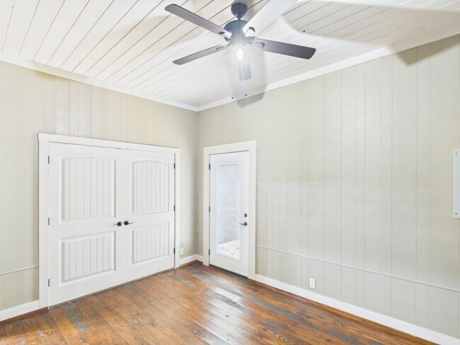 Foto del edificio - Charming 2BR/2BA with incredible storage in Fredericksburg, TX!
