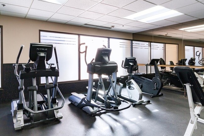 Building Photo - 44 W Broadway