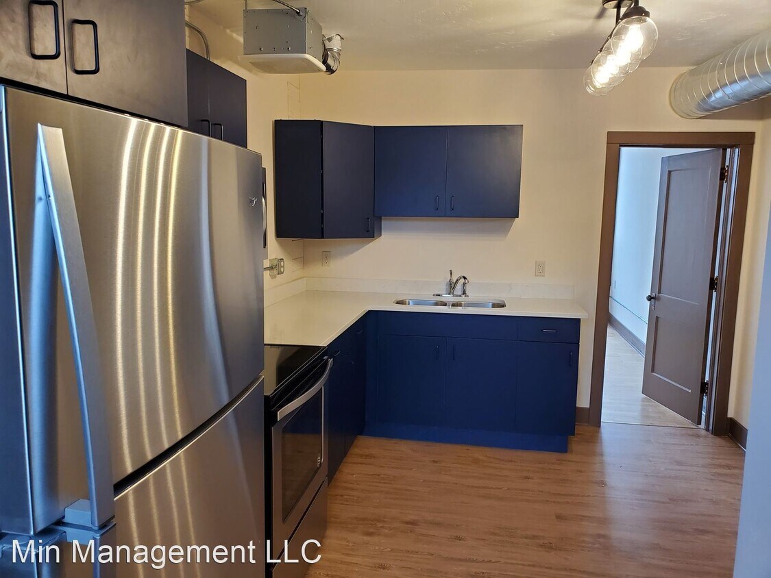 Foto principal - 204 E College Ave