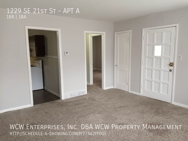 Foto del edificio - Great 1 bedroom 1 bath duplex!