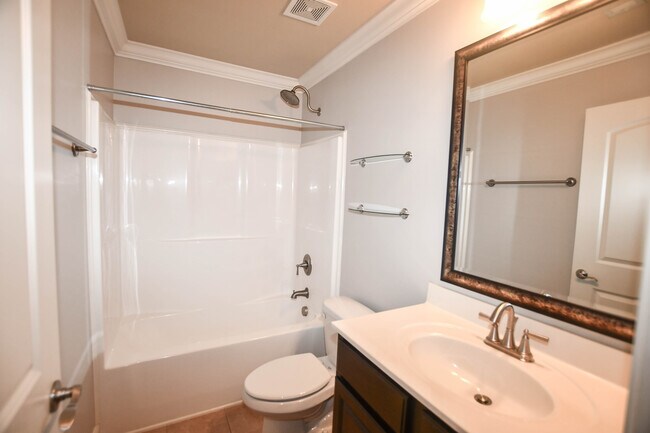 Foto del edificio - 115 Middlewich Dr