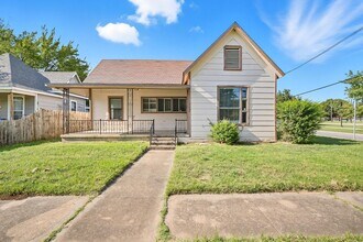 Building Photo - 1025 Chaffin St