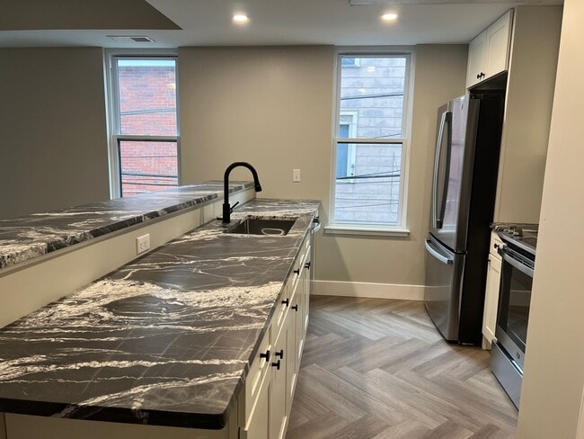 Foto del edificio - eml649