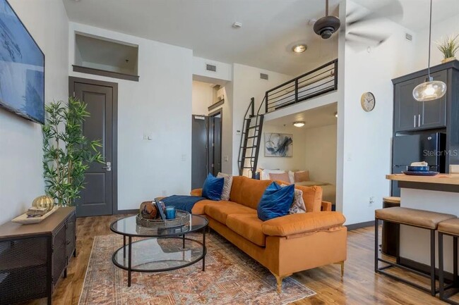 Foto del edificio - 2004 N Howard Ave