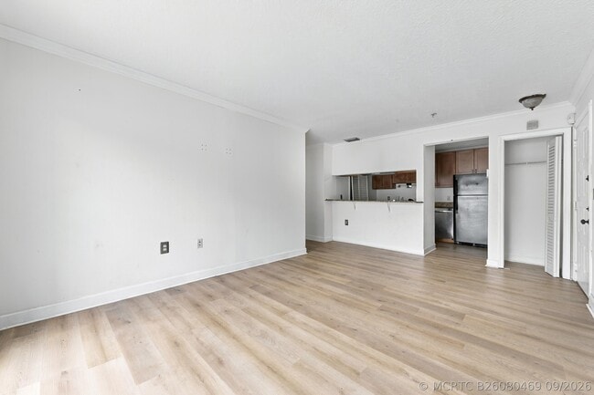 Foto del edificio - 2303 N Congress Ave