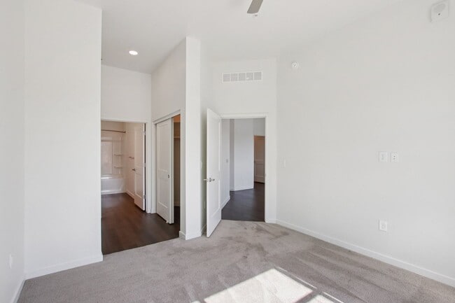 Interior Photo - DC Heights Apartments