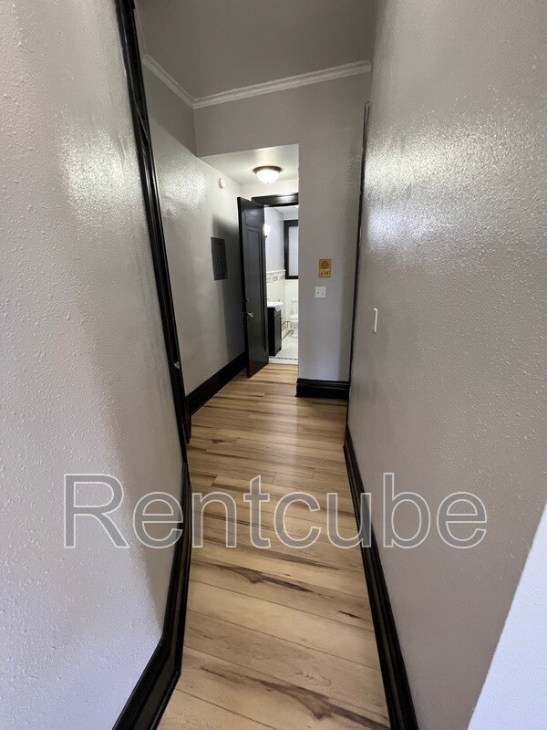 Foto del edificio - 247 W 11th St