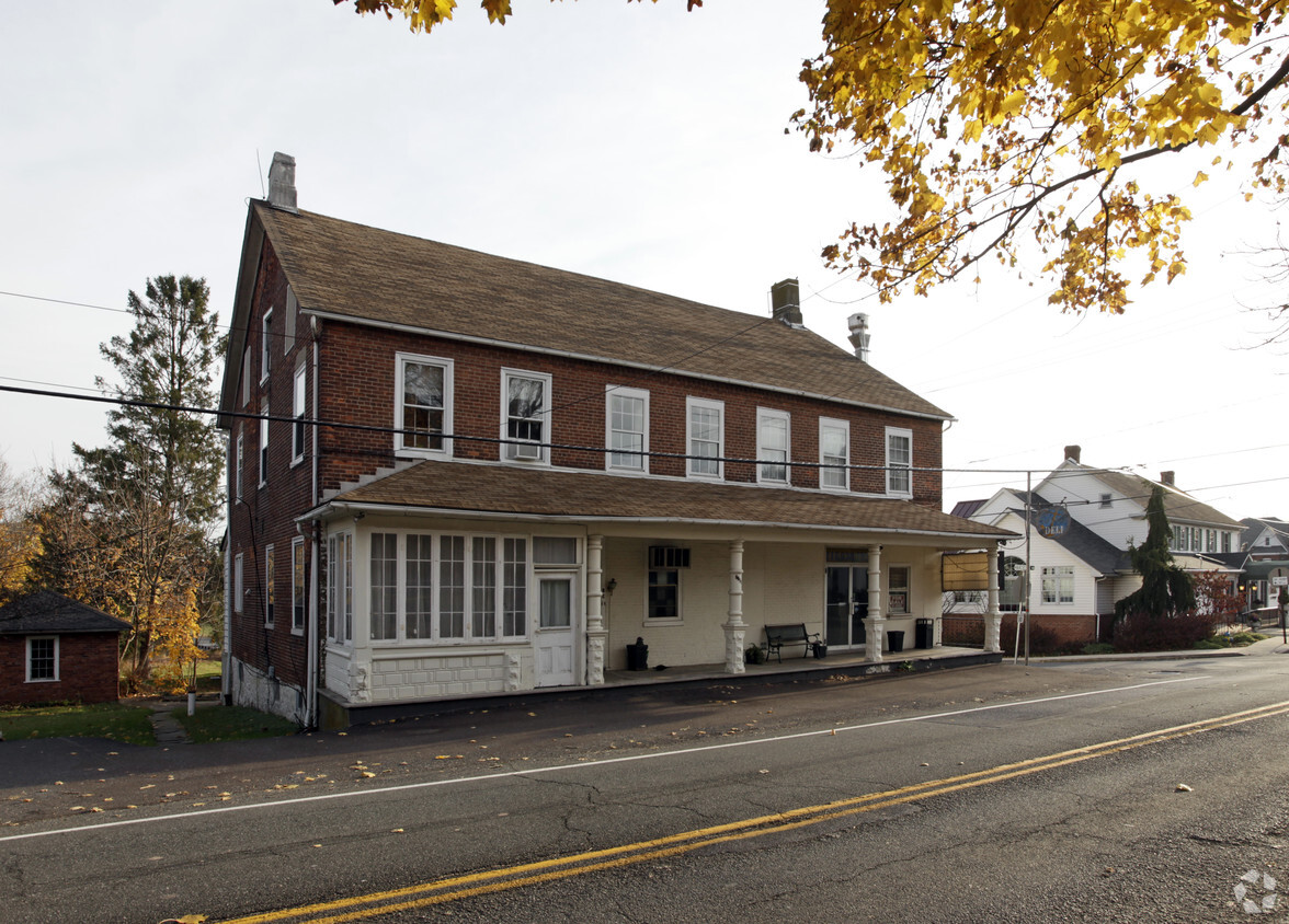 Foto del edificio - 2201 Spinnerstown Rd