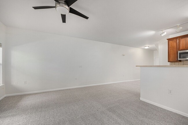 Building Photo - Arvada - Check out this 1 bed / 1 bath BEA...